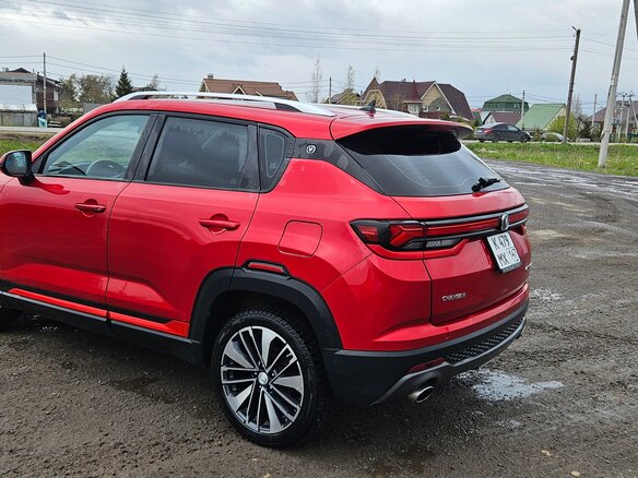 2023 Changan CS35 Plus I Рестайлинг, красный, 1600000 рублей - вид 5
