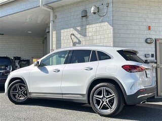 2022 Mercedes-Benz GLA 180 II (H247), белый, 2150000 рублей, вид 4
