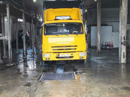 2015 КамАЗ 4308, жёлтый, 2700000 рублей, вид 3