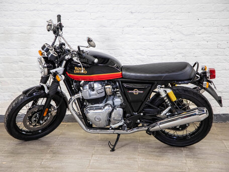 2025 Royal Enfield Interceptor 650, красный, 690000 рублей, вид 2