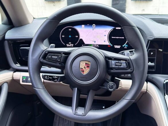 2025 Porsche Panamera 4S E-Hybrid III, зелёный, 14344372 рублей - вид 5