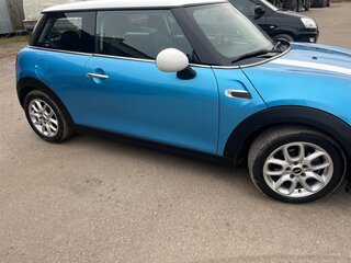 2016 Mini Hatch Cooper III (F55/F56), голубой, 1550000 рублей, вид 2