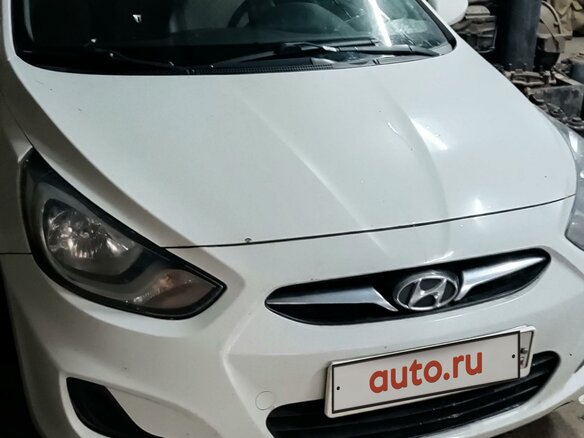 2013 Hyundai Solaris I, белый, 630000 рублей