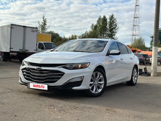 2018 Chevrolet Malibu IX Рестайлинг, белый, 1180000 рублей, вид 1