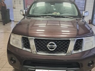 2013 Nissan Navara (Frontier) III (D40) Рестайлинг, коричневый, 1850000 рублей, вид 1
