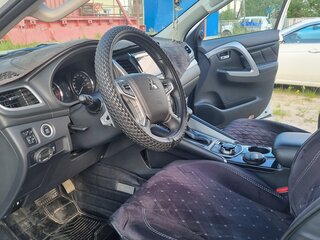2017 Mitsubishi Pajero Sport III, белый, 3200000 рублей, вид 1