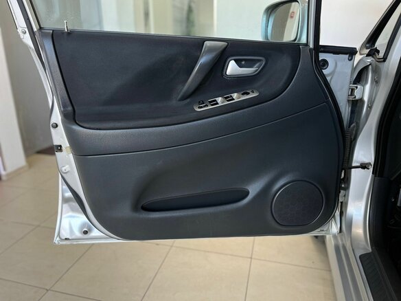 2006 Suzuki Liana I Рестайлинг, серебристый, 490000 рублей - вид 17