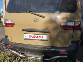 2002 Hyundai H-1 I, бежевый, 1350000 рублей, вид 3