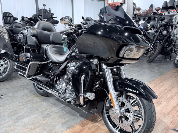 2023 Harley-Davidson Road Glide Limited, чёрный, 3599000 рублей - вид 12