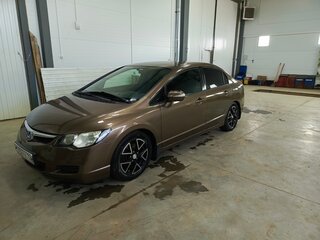 2008 Honda Civic VIII, коричневый, 740000 рублей, вид 1