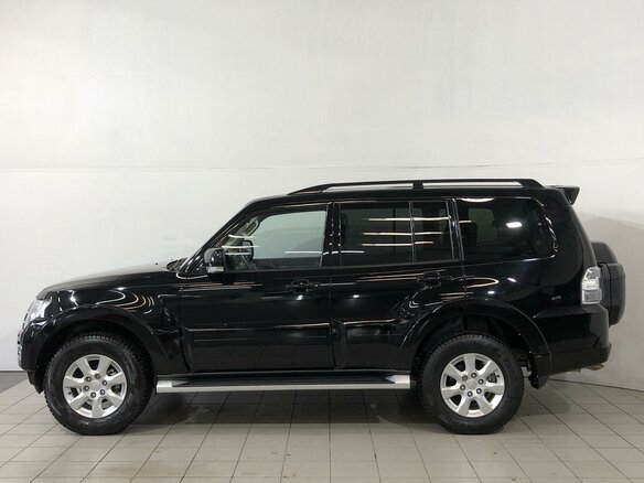 2017 Mitsubishi Pajero IV Рестайлинг 2, чёрный - вид 6