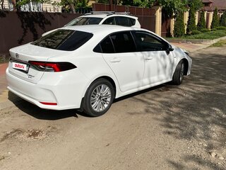 2024 Toyota Corolla XII (E210), белый, 2590000 рублей, вид 2