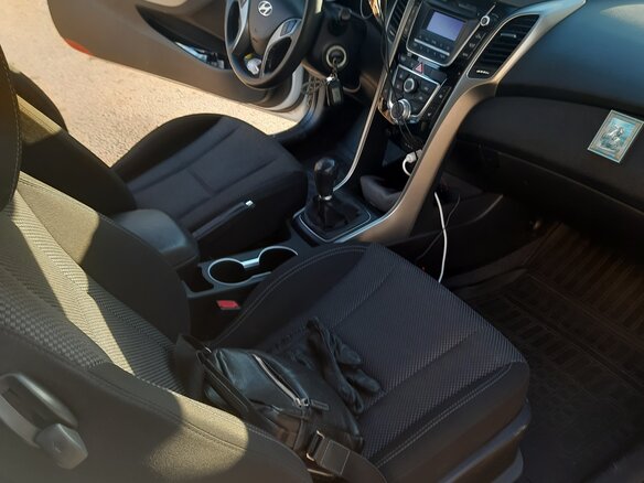 2013 Hyundai i30 II, белый, 800000 рублей - вид 6