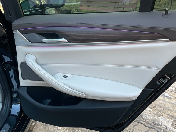2019 BMW 5 серии 530d xDrive VII (G30/G31/G38), чёрный, 6300000 рублей - вид 17
