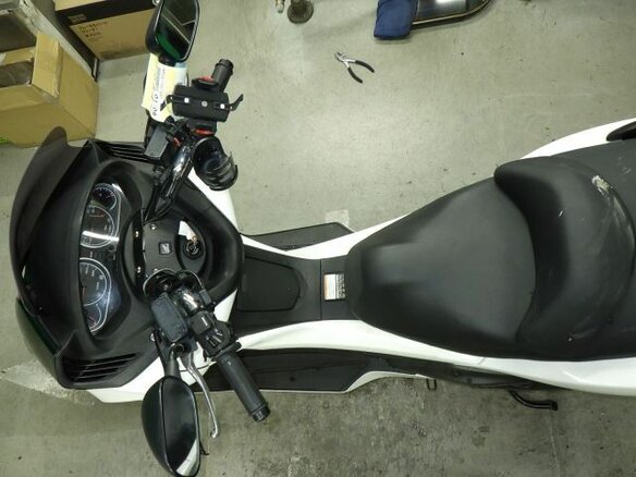 2011 Honda Silver Wing 400, белый, 390000 рублей - вид 6