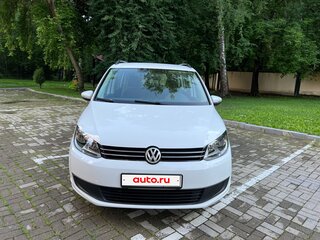 2014 Volkswagen Touran I Рестайлинг 2, белый, 950000 рублей, вид 4