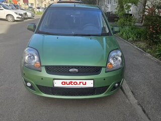2006 Ford Fiesta Mk5, зелёный, 385000 рублей, вид 1