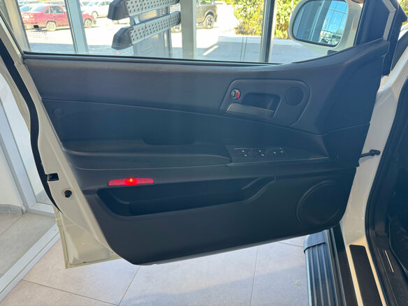 2012 SsangYong Kyron 6-speed I Рестайлинг, белый - вид 12