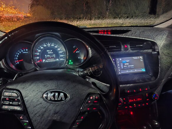 2015 Kia Ceed II, серый, 1050000 рублей - вид 9