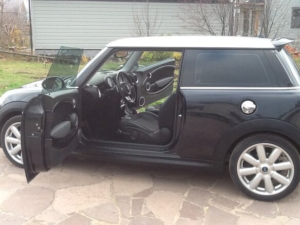 2008 Mini Hatch Cooper S II (R56), чёрный - вид 6