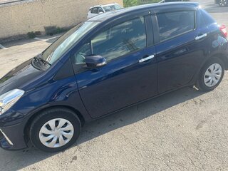 2018 Toyota Vitz III (XP130) Рестайлинг 2, синий, 930000 рублей, вид 4