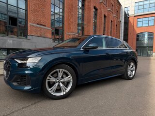 2021 Audi Q8 55 TFSI I (4M), синий, 7950000 рублей, вид 5