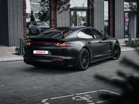 2019 Porsche Panamera GTS II, чёрный, 6800000 рублей, вид 3