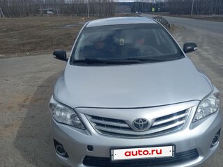 2010 Toyota Corolla X (E140, E150) Рестайлинг, серебристый, 600000 рублей, вид 3