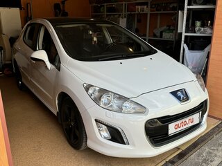 2011 Peugeot 308 I Рестайлинг, белый, 1100000 рублей, вид 3