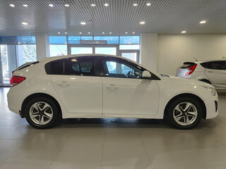 2013 Chevrolet Cruze I Рестайлинг, белый, 497000 рублей, вид 4