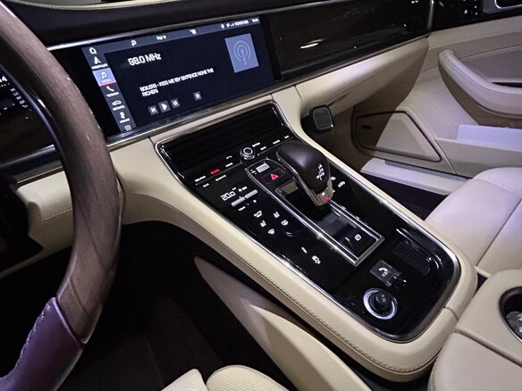 2020 Porsche Panamera 4 Executive II, серый - вид 9