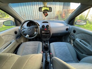2005 Chevrolet Aveo I, серебристый, 250000 рублей, вид 4