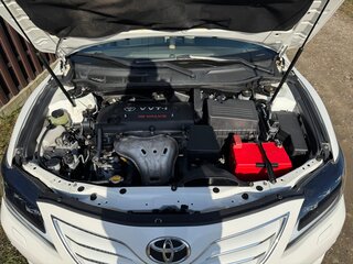 2010 Toyota Camry VI (XV40) Рестайлинг, белый, 1600000 рублей, вид 3
