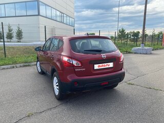 2013 Nissan Qashqai I Рестайлинг, красный, 1040000 рублей, вид 4