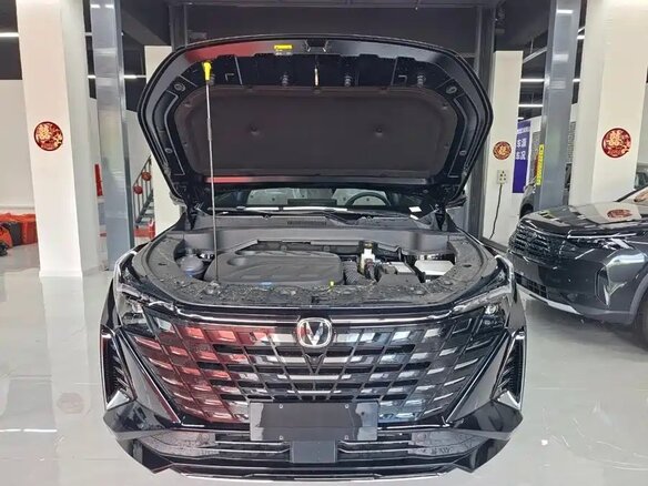 2026 Changan UNI-Z, чёрный - вид 14