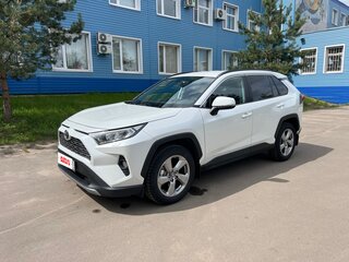 2019 Toyota RAV4 V (XA50), белый, 2740000 рублей, вид 1