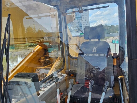 2012 КамАЗ 43118, красный, 3800000 рублей - вид 7