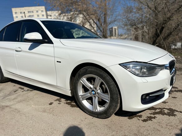 2013 BMW 3 серии 320i xDrive VI (F3x), белый, 1550000 рублей - вид 14
