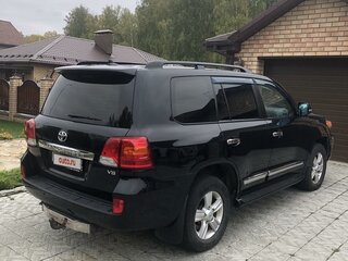 2013 Toyota Land Cruiser 200 Series Рестайлинг 1, чёрный, 3600000 рублей, вид 1