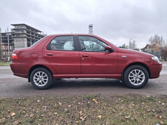 2008 Fiat Albea I Рестайлинг, красный, 570000 рублей - вид 11