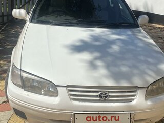 2000 Toyota Camry Gracia IV (XV20) Рестайлинг, белый, 505000 рублей, вид 1