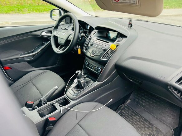 2017 Ford Focus III Рестайлинг, белый, 880000 рублей - вид 9