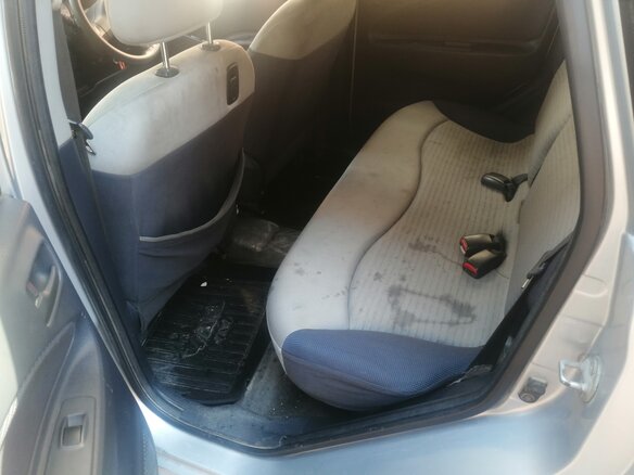 2004 Mitsubishi Colt VI (Z20/Z30), серебристый, 450000 рублей - вид 1