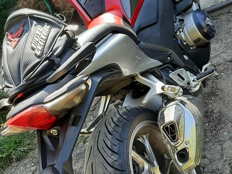 2010 Honda VFR 1200, красный, 600000 рублей, вид 2