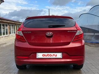 2015 Hyundai Solaris I Рестайлинг, красный, 1070000 рублей, вид 4