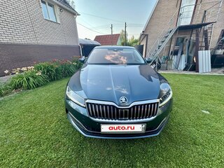 2019 Skoda Superb III Рестайлинг, серый, 2390000 рублей, вид 5