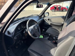 2018 Chevrolet Niva I Рестайлинг, чёрный, 870000 рублей, вид 5