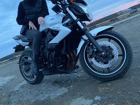 2012 Yamaha XJ6 (FZ6R), белый, 500000 рублей, вид 2
