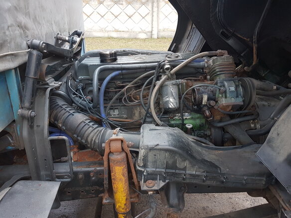 1994 Mercedes-Benz 814, синий, 1050000 рублей - вид 17