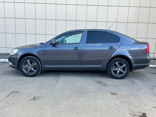 2010 Skoda Octavia II (A5) Рестайлинг, серый, 870000 рублей, вид 2